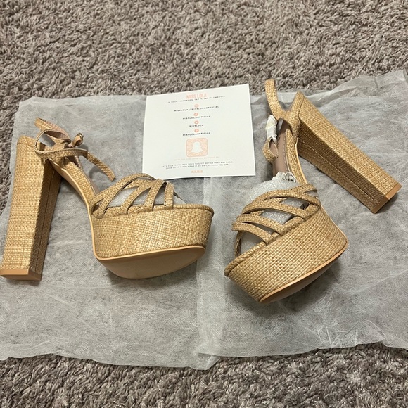 Miss Lola sandals heels - Picture 3 of 3